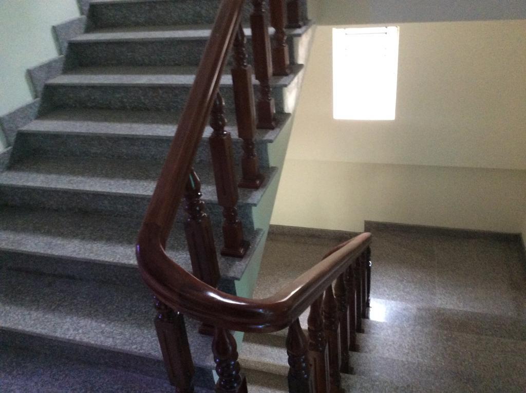 Phuong Nam Noi Bai Airport Hotel Ханой Екстериор снимка